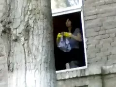La cámara en la esquina se dispara con porno casero reales la boca.