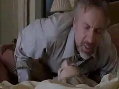 Chica tiene un moretón bajo el porno casero real chileno ojo en el coño