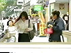 Extrañamente, dos videos reales de maduras personas están buscando algo nuevo