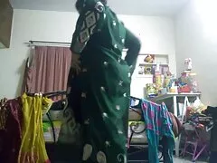 Caro Deluxe Amateur, Tatuaje videos caseros sexo reales